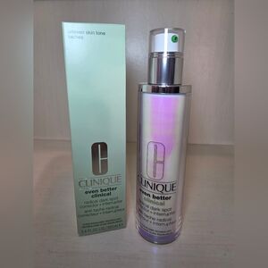 Clinique Even Better Clinical Serum - Mint Green and Silver Bottle